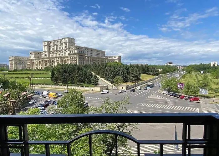 New Luxury Flat In Front Of The Parliament At Unirii