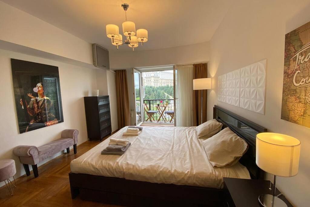 New Luxury Flat In Front Of The Parliament At Unirii * Bucarest