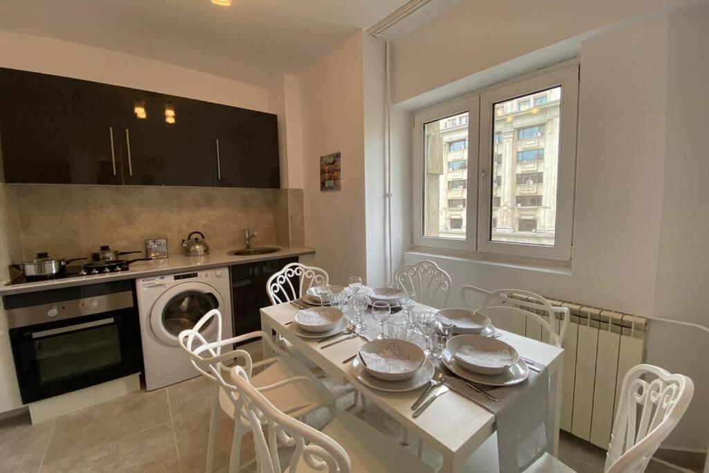 New Luxury Flat In Front Of The Parliament At Unirii * Bucarest